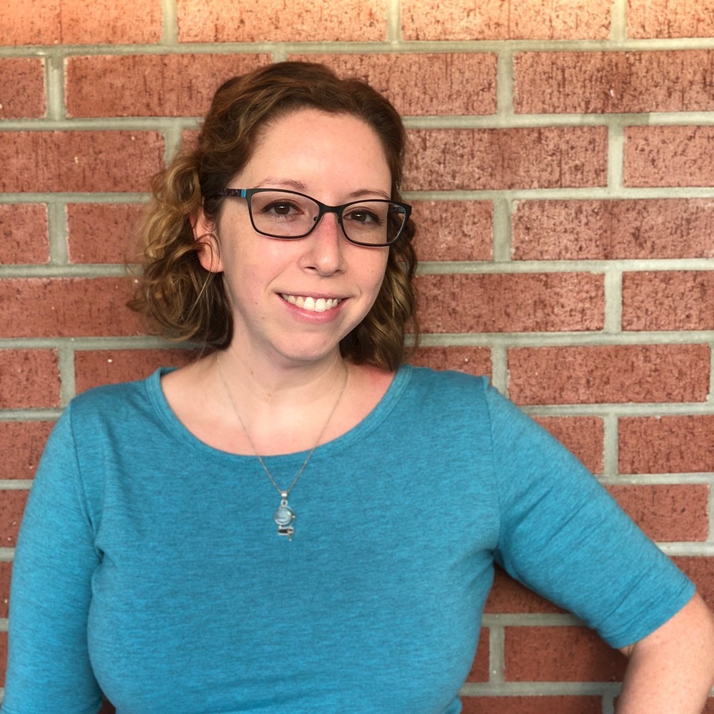 Meet your Posher, Julia